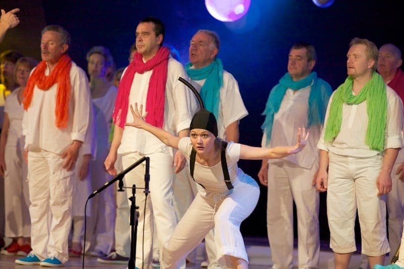 Ensemble blanc crème soliste spectacle costumé 2012